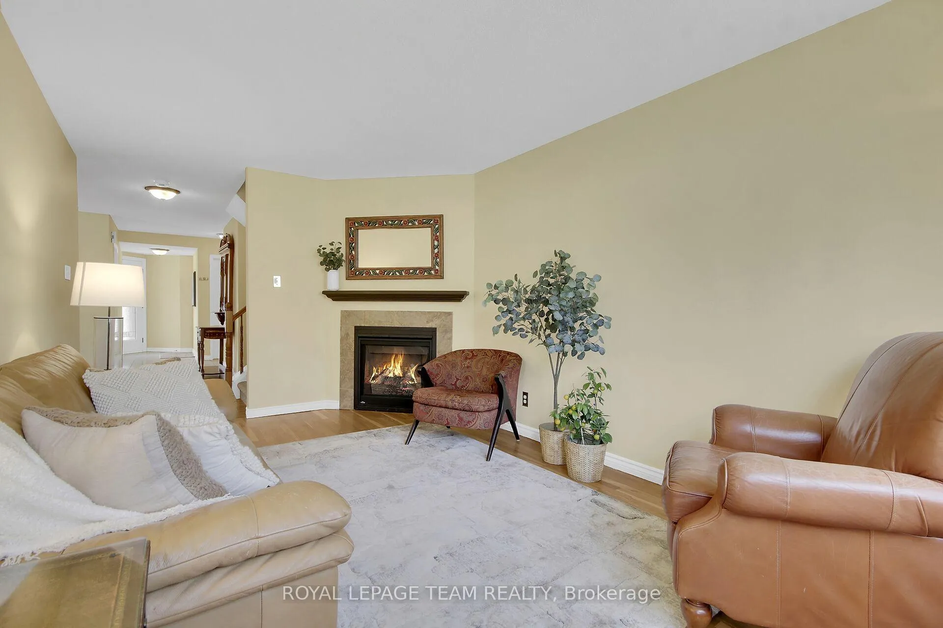 Photo 8 of 207 Beatrice Drive, Ottawa, Barrhaven - Longfields — HOMEH