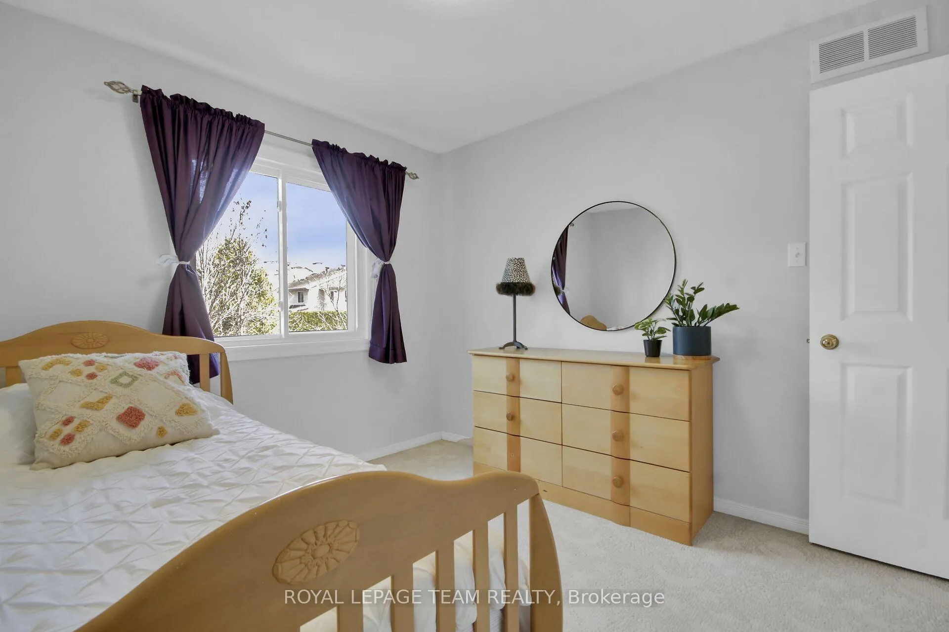Photo 27 of 207 Beatrice Drive, Ottawa, Barrhaven - Longfields — HOMEH