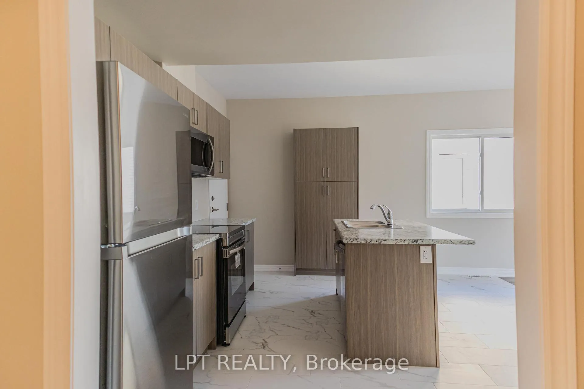 Photo 13 of 22b Willson Drive, Thorold, Hurricane/Merrittville — HOMEH
