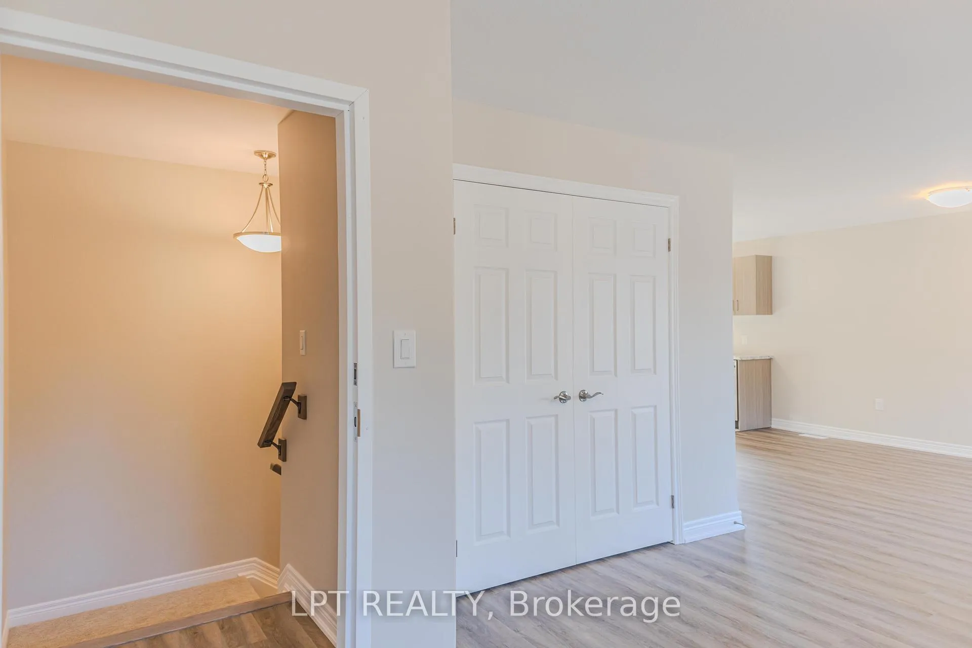 Photo 22 of 22b Willson Drive, Thorold, Hurricane/Merrittville — HOMEH