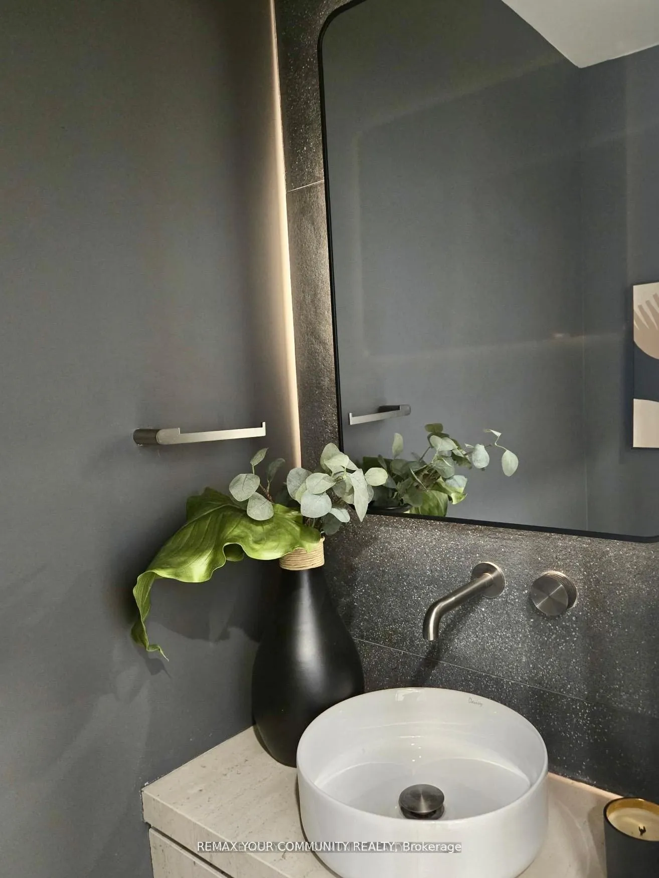 Photo 16 of 32 Endean Avenue, Toronto, South Riverdale — HOMEH