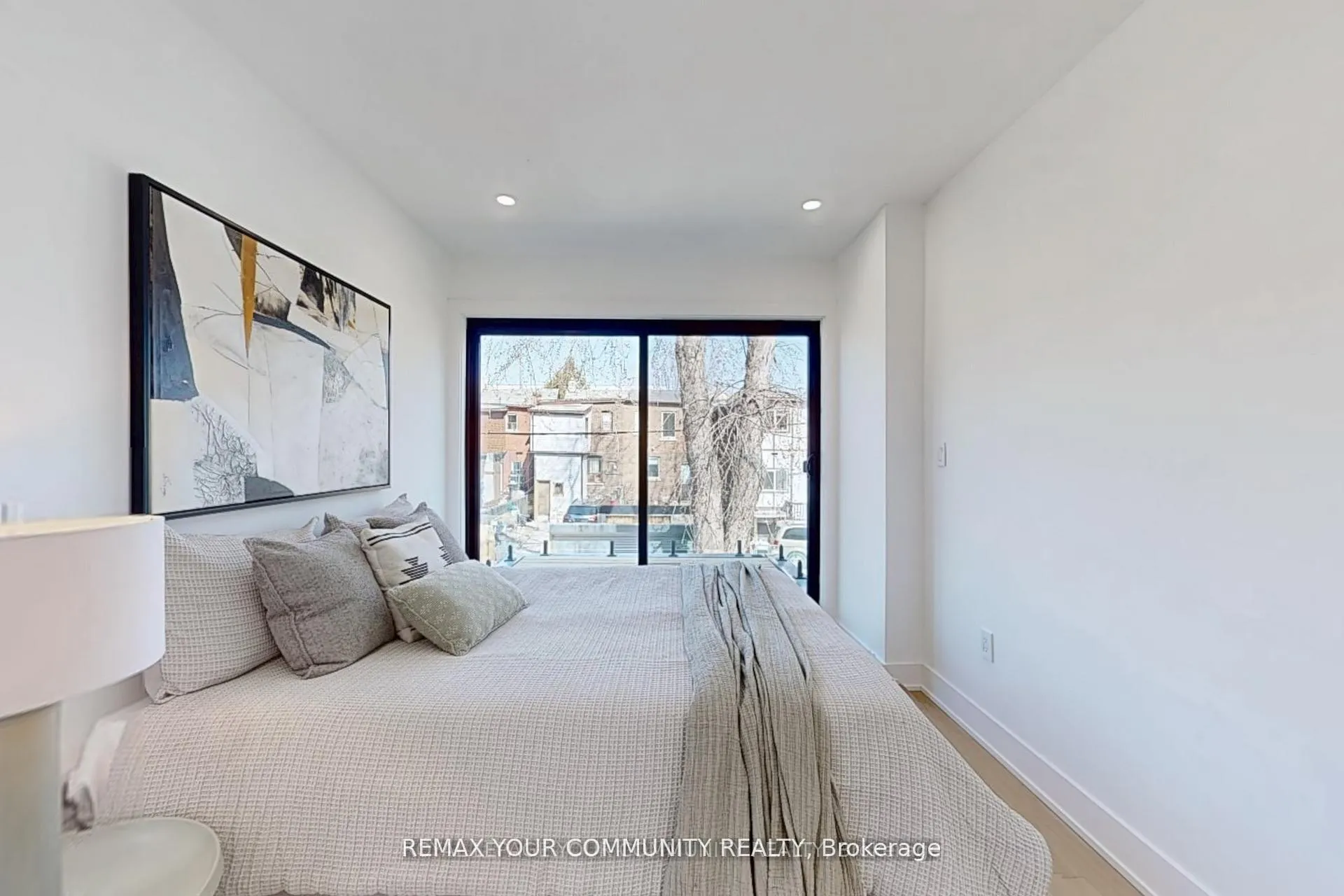 Photo 20 of 32 Endean Avenue, Toronto, South Riverdale — HOMEH