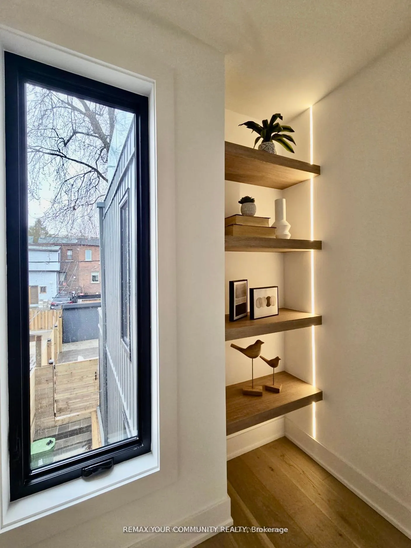 Photo 24 of 32 Endean Avenue, Toronto, South Riverdale — HOMEH