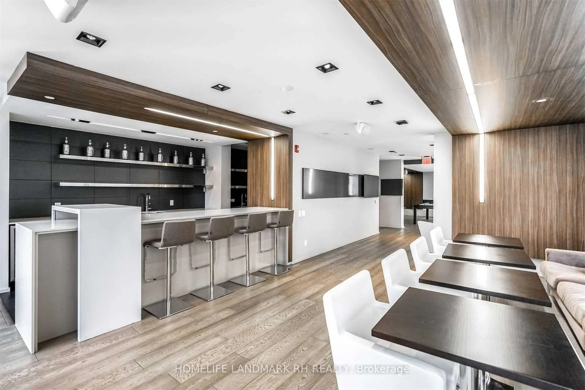 Photo 21 of Unit 818, 101 Peter Street, Toronto, Waterfront Communities — HOMEH