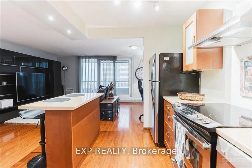 Photo 15 of Unit 906, 1785 Frobisher Lane, Ottawa, Riverview Park — HOMEH