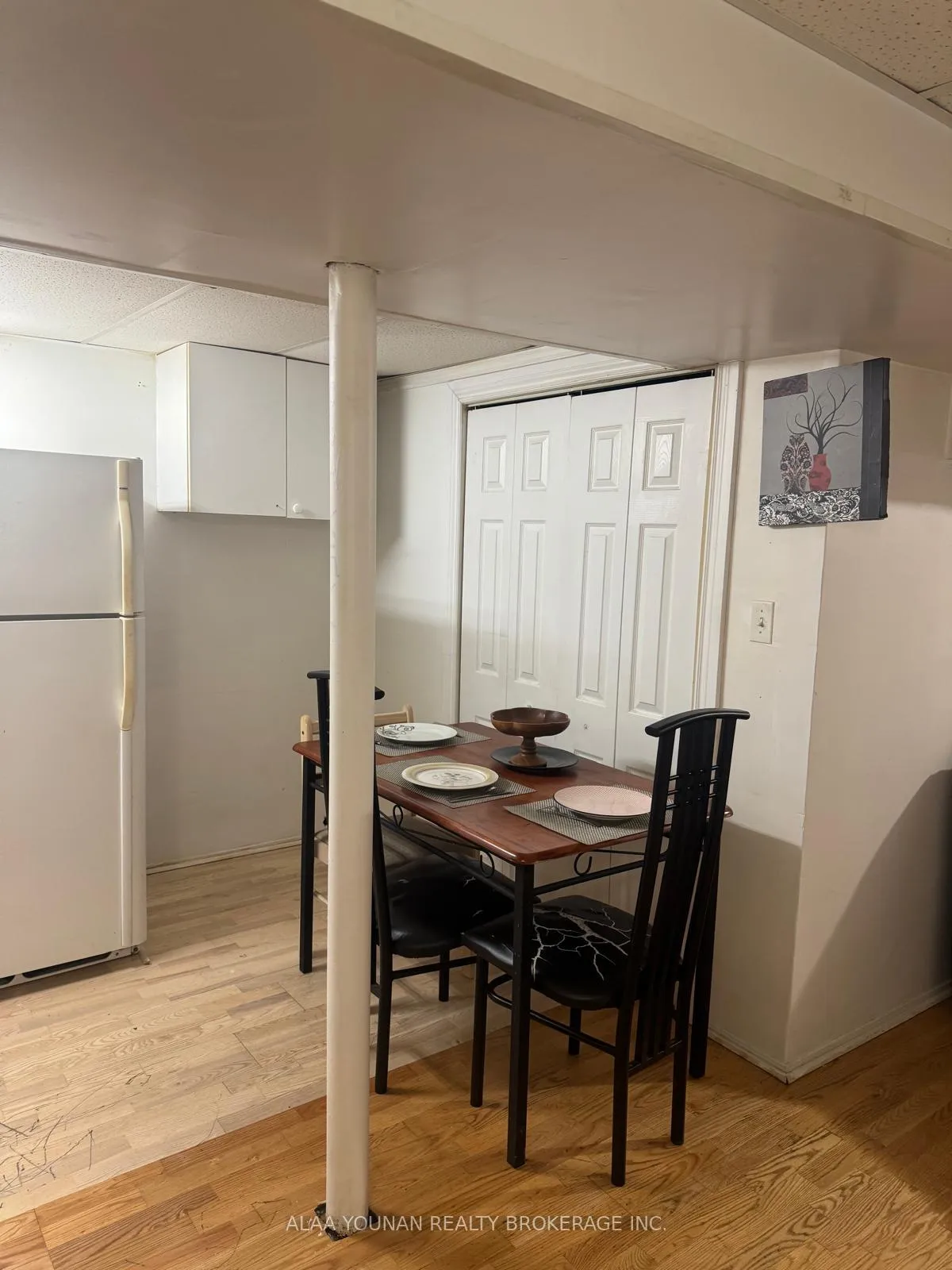 Photo 4 of 62 Weather Vane Line, Brampton, Fletcher's Creek Village — HOMEH