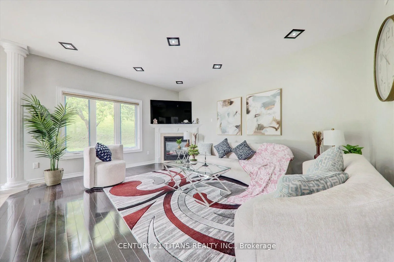 Photo 12 of 577 Royalpark Way, Vaughan, Elder Mills — HOMEH