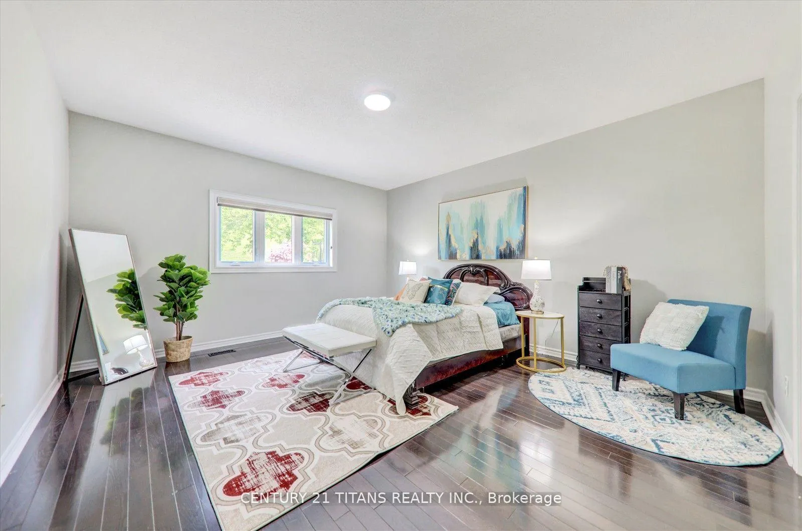 Photo 19 of 577 Royalpark Way, Vaughan, Elder Mills — HOMEH