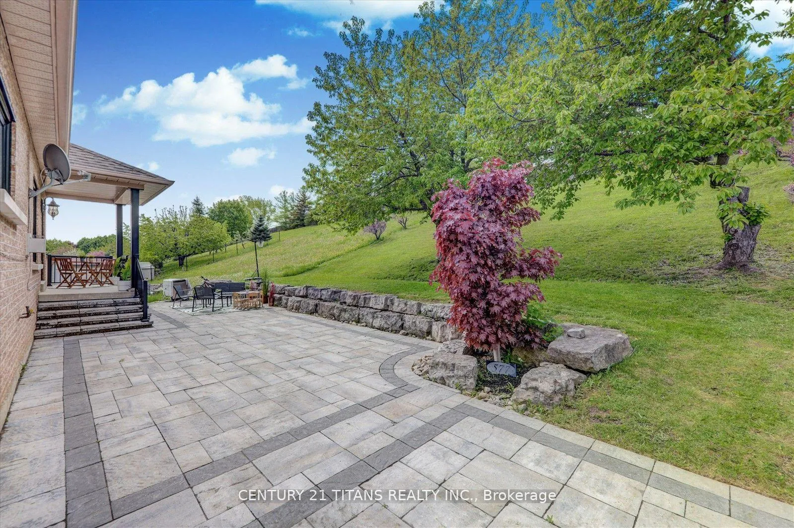 Photo 38 of 577 Royalpark Way, Vaughan, Elder Mills — HOMEH