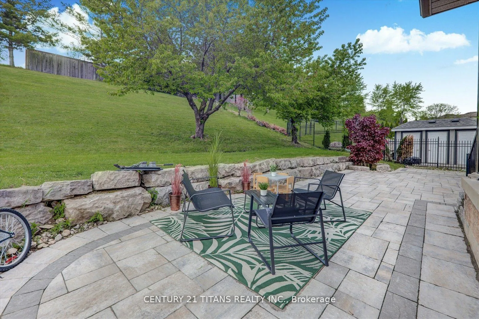 Photo 39 of 577 Royalpark Way, Vaughan, Elder Mills — HOMEH
