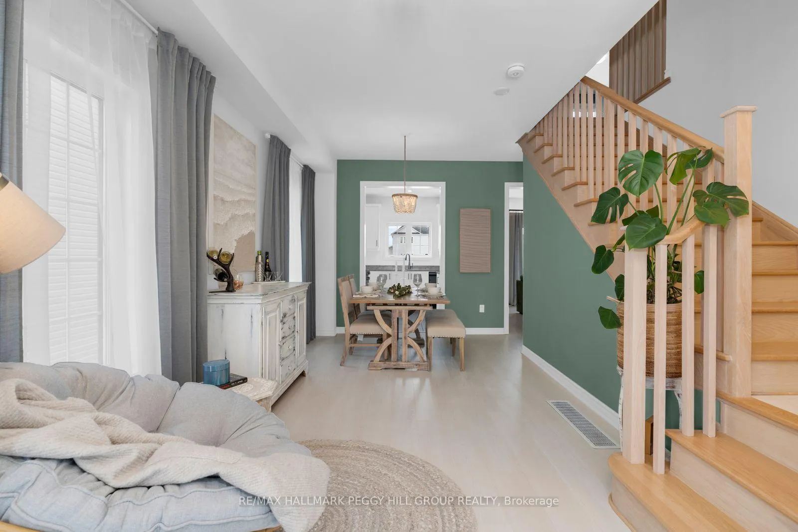 Photo 6 of 229 Mckenzie Drive, Clearview, Stayner — HOMEH