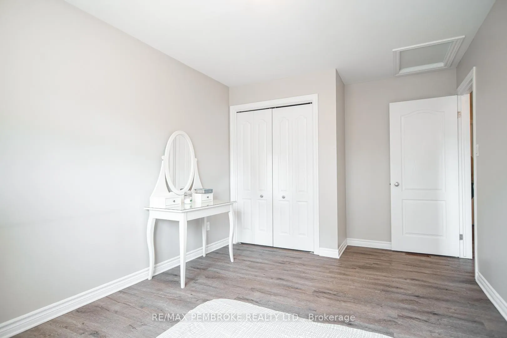 Photo 19 of 2073 Sandstone Crescent, Petawawa — HOMEH