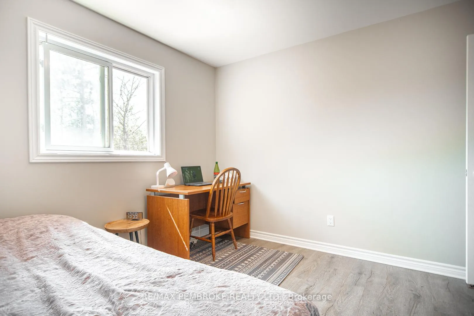 Photo 20 of 2073 Sandstone Crescent, Petawawa — HOMEH