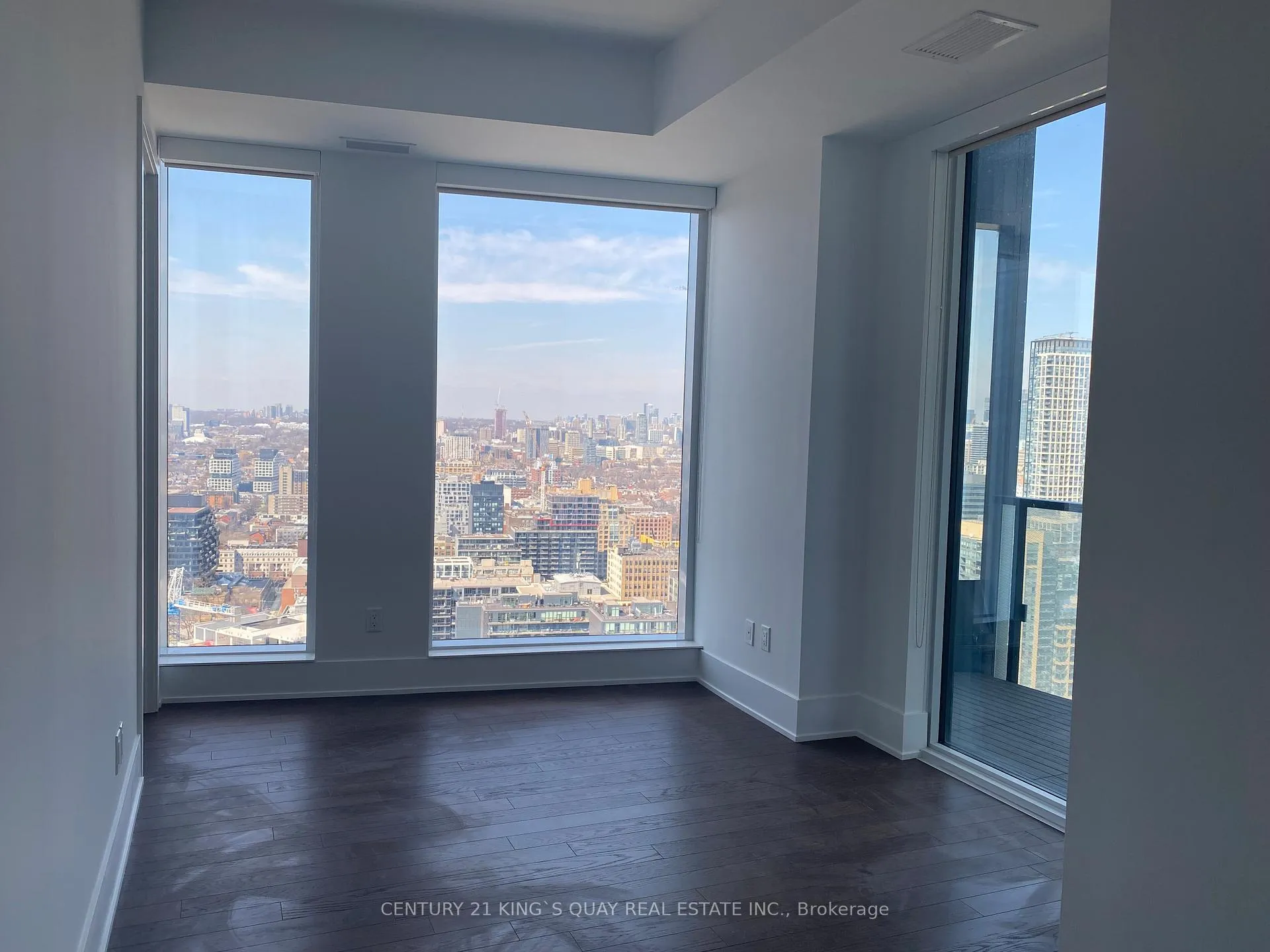 Photo 15 of Unit 2806, 470 Front Street W, Toronto, Waterfront Communities — HOMEH