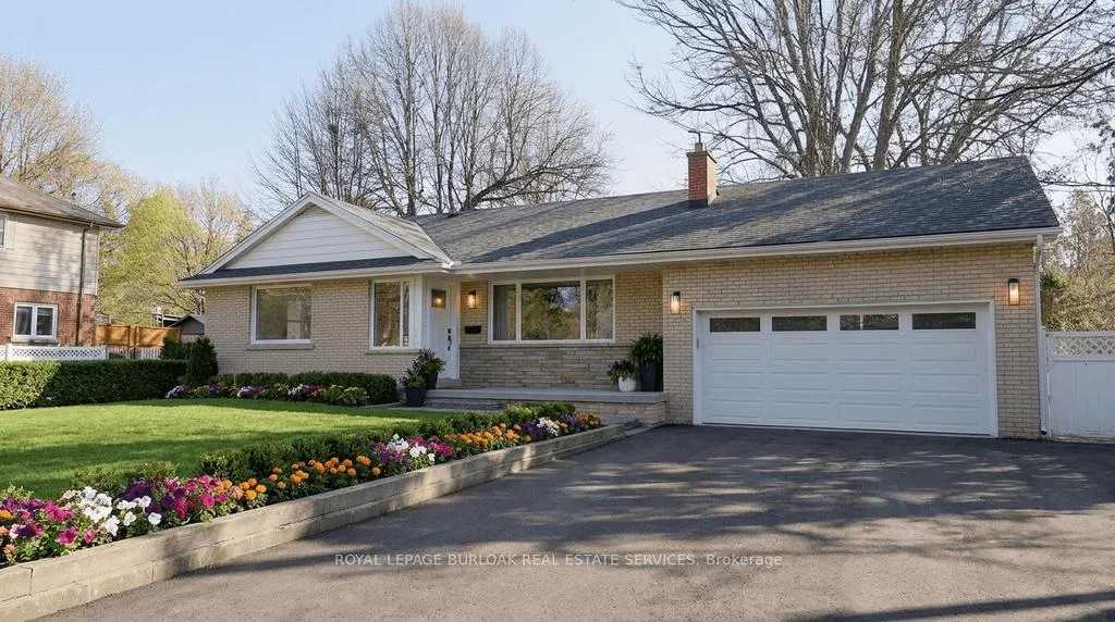 Photo 3 of 759 King Road, Burlington, LaSalle — HOMEH