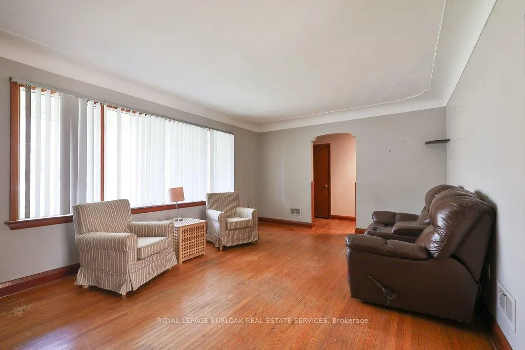 Photo 7 of 759 King Road, Burlington, LaSalle — HOMEH