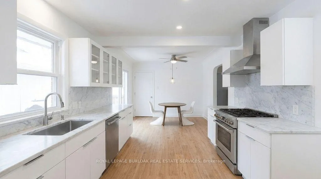 Photo 11 of 759 King Road, Burlington, LaSalle — HOMEH