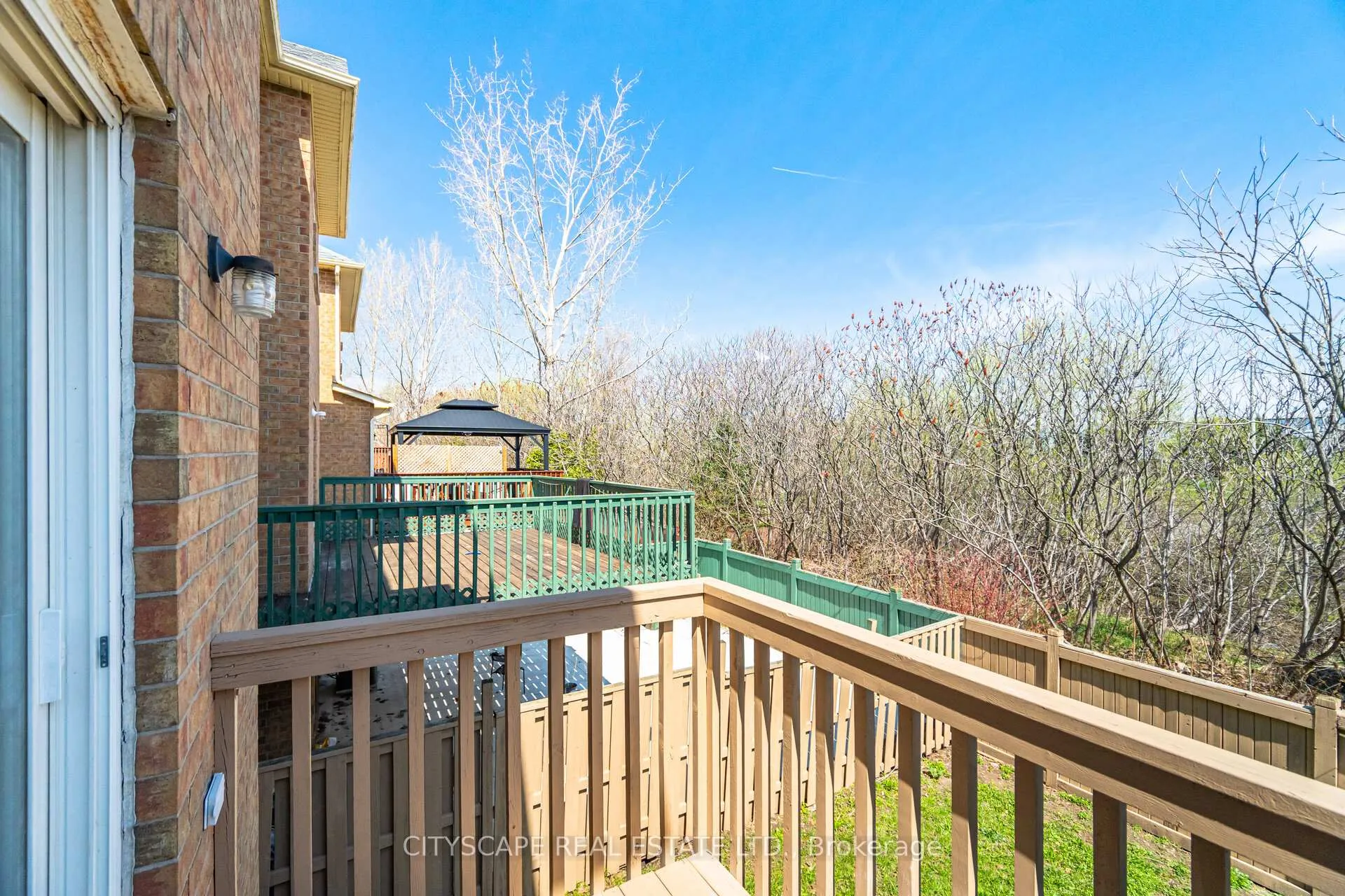 Photo 19 of 106 Tianlee Crescent, Brampton, Fletcher's Meadow — HOMEH