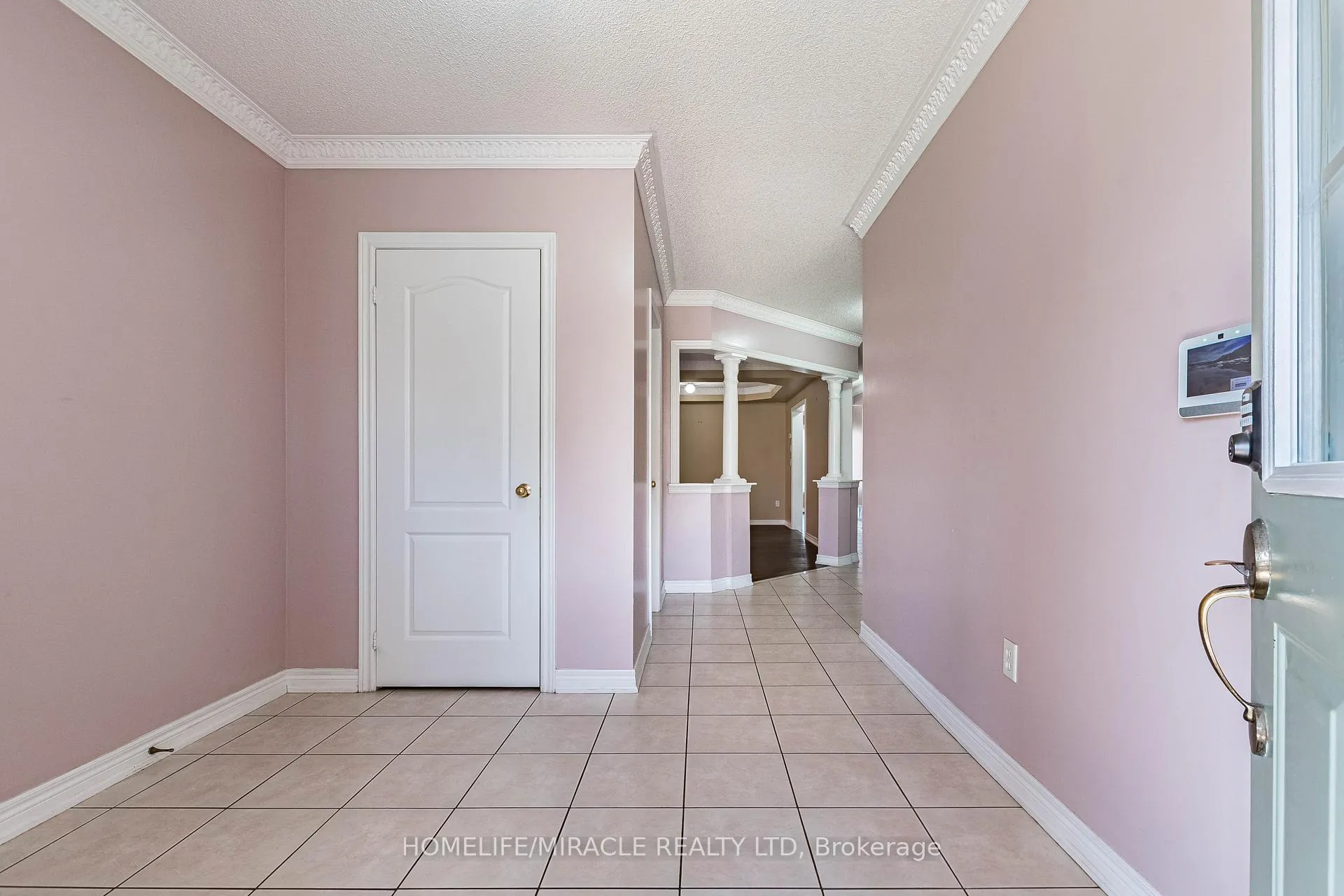Photo 5 of Unit Upper Portion, 62 Long Meadow Road, Brampton, Bram East — HOMEH