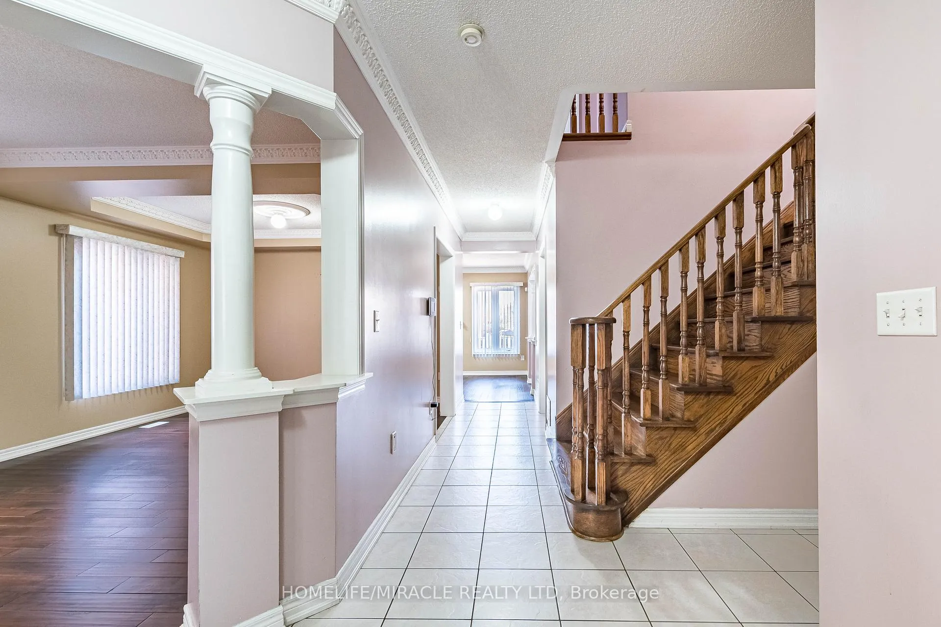 Photo 6 of Unit Upper Portion, 62 Long Meadow Road, Brampton, Bram East — HOMEH