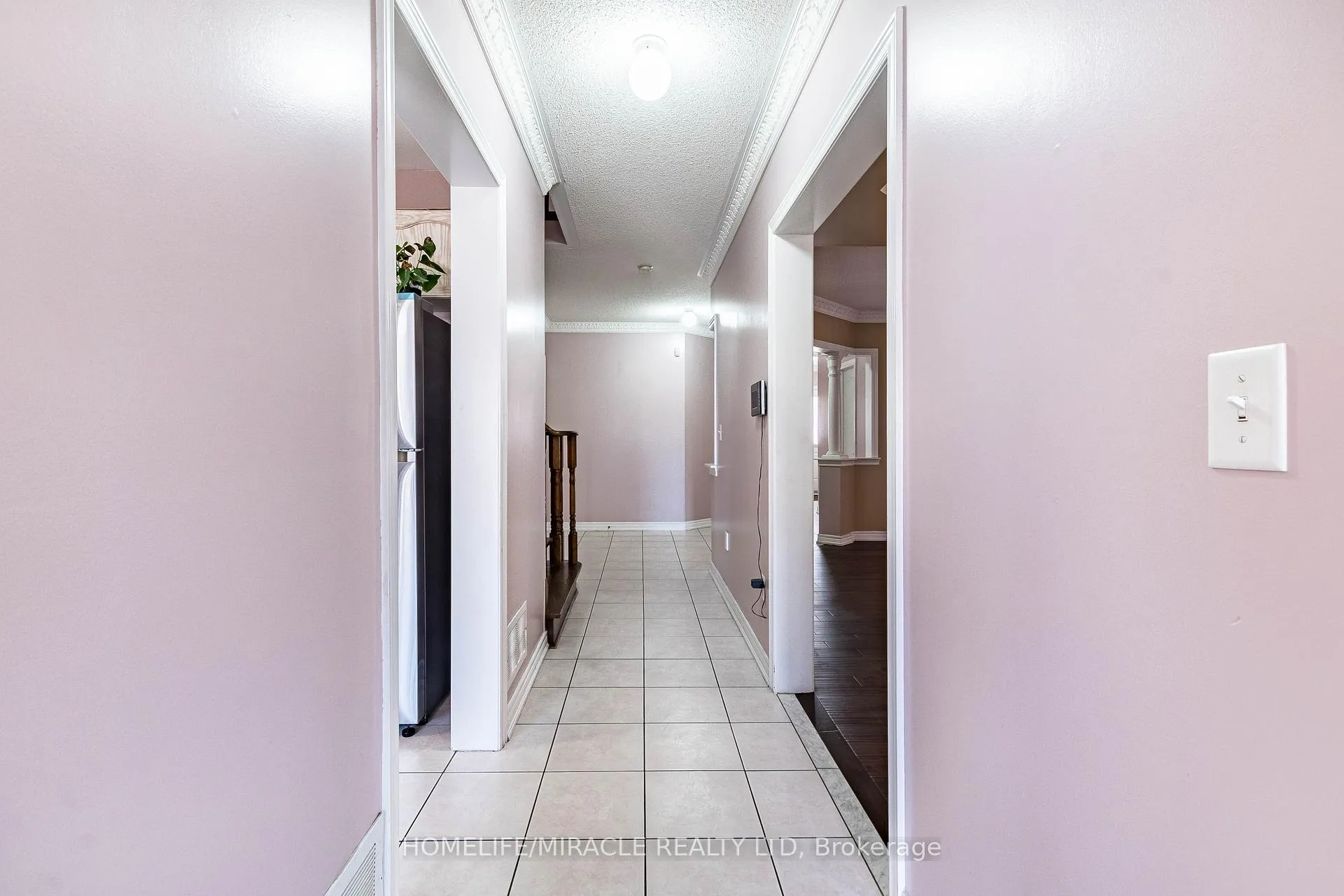 Photo 7 of Unit Upper Portion, 62 Long Meadow Road, Brampton, Bram East — HOMEH