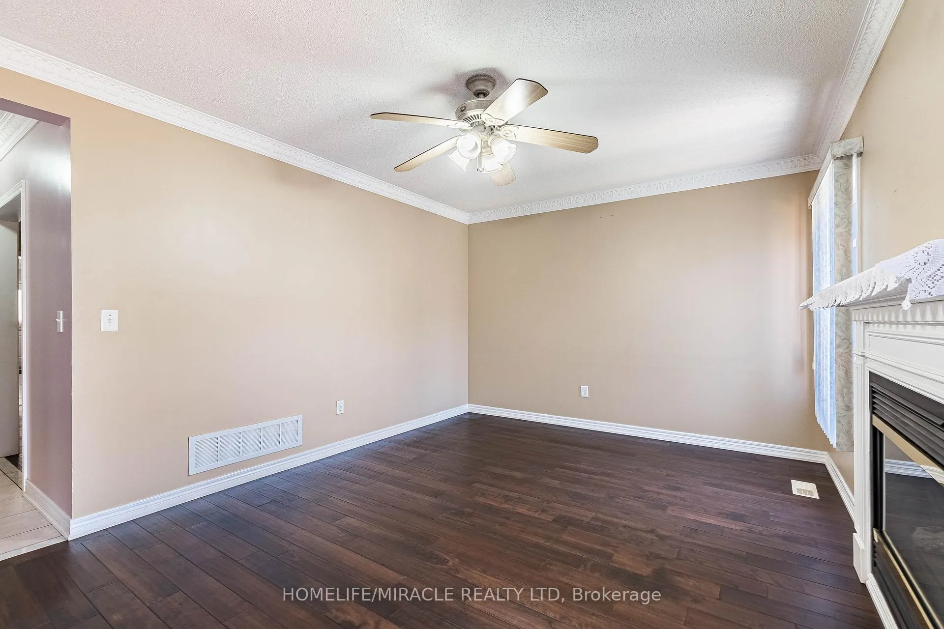 Photo 14 of Unit Upper Portion, 62 Long Meadow Road, Brampton, Bram East — HOMEH