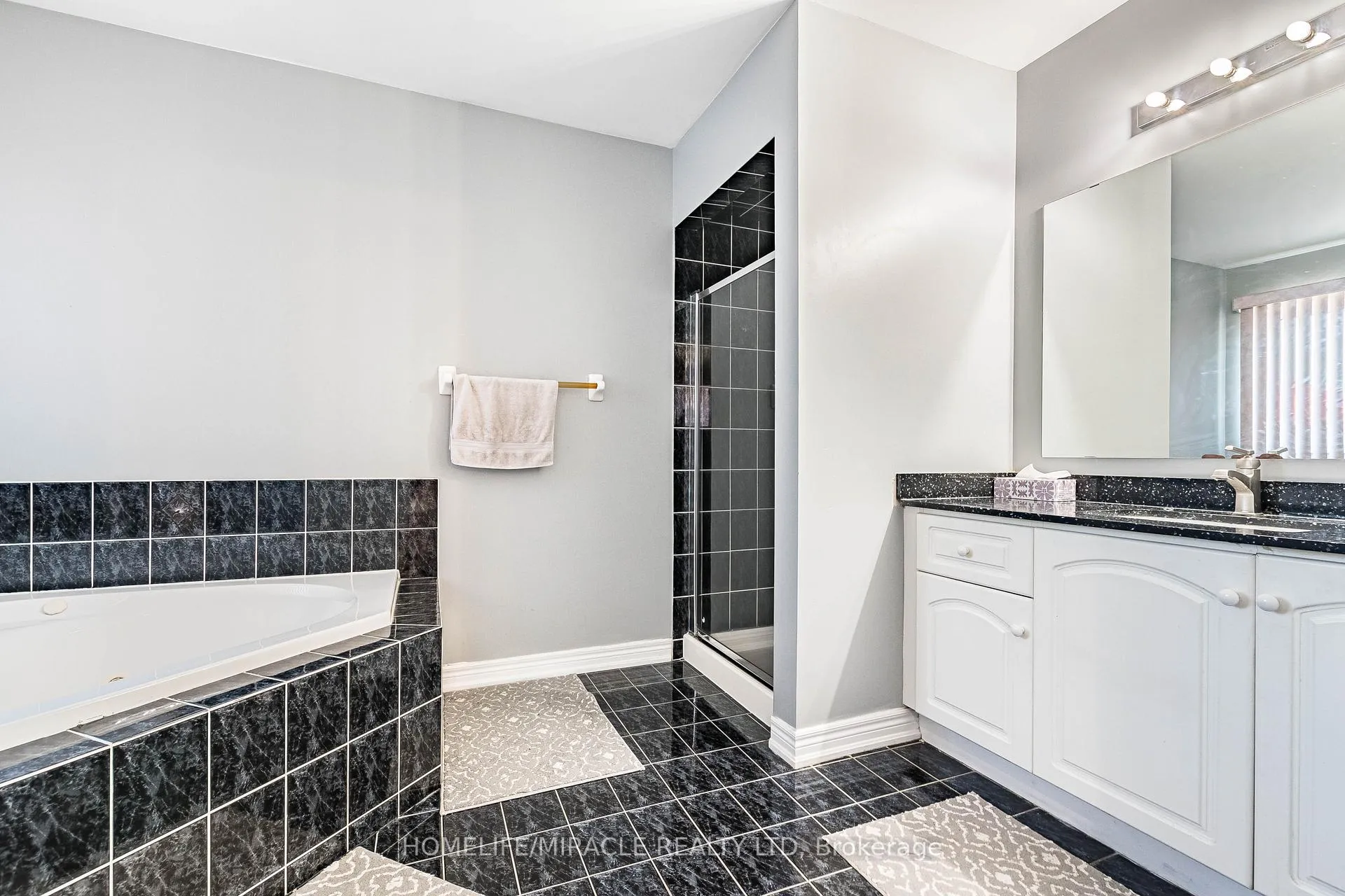 Photo 31 of Unit Upper Portion, 62 Long Meadow Road, Brampton, Bram East — HOMEH