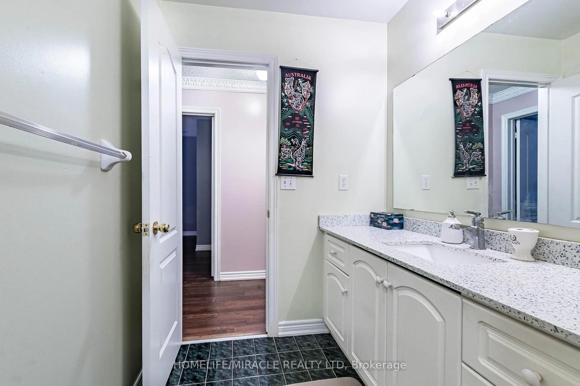 Photo 45 of Unit Upper Portion, 62 Long Meadow Road, Brampton, Bram East — HOMEH