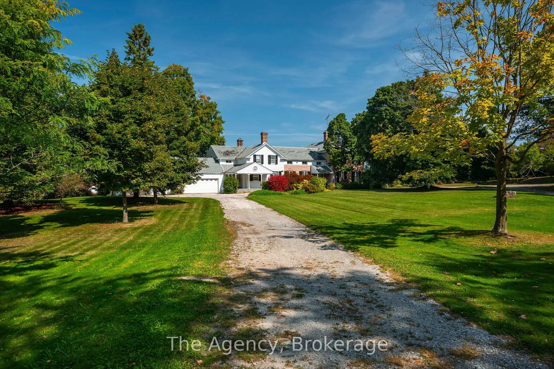 Photo 4 of 5150 17 Side Road, King, Schomberg — HOMEH