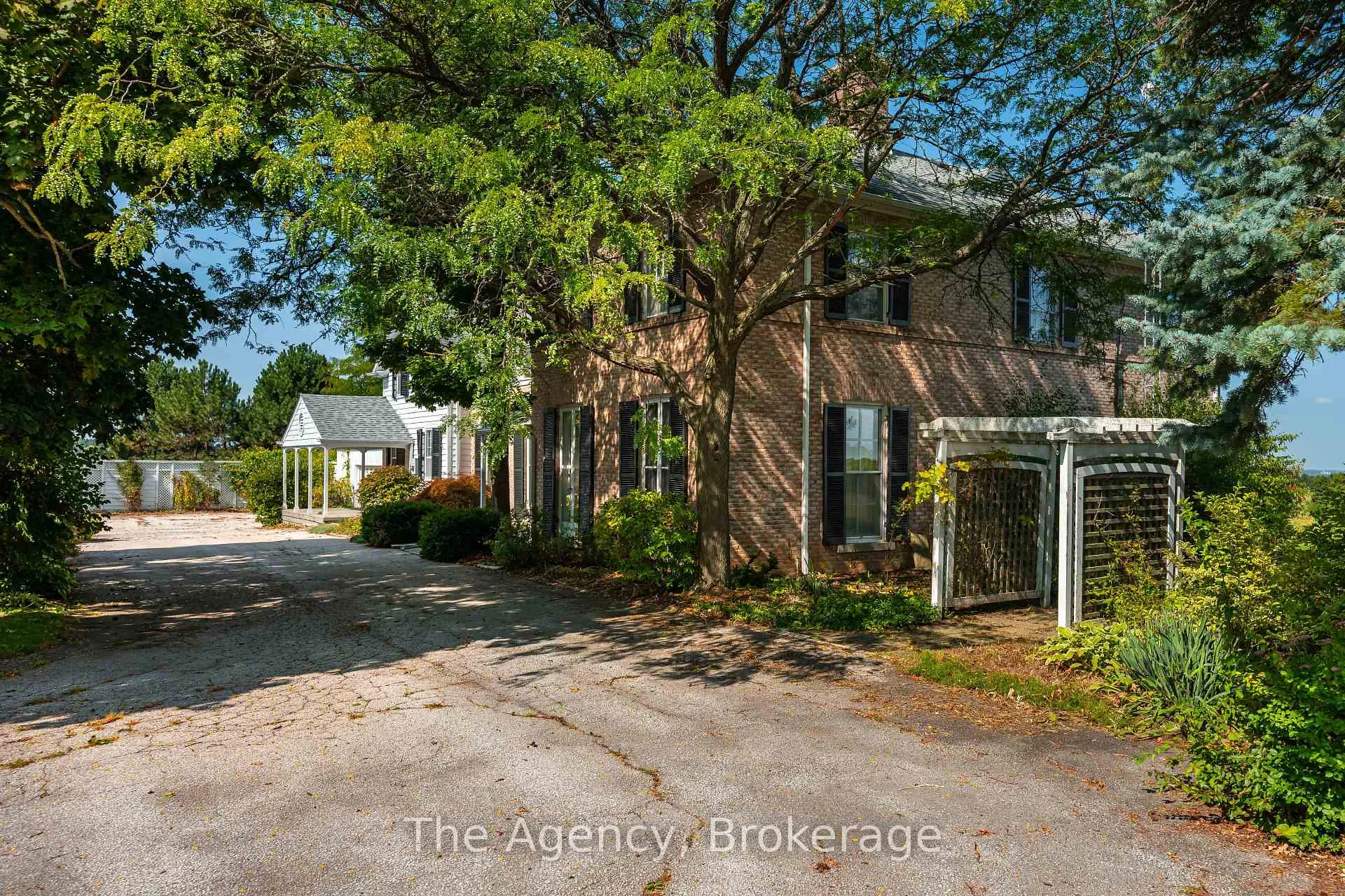 Photo 8 of 5150 17 Side Road, King, Schomberg — HOMEH