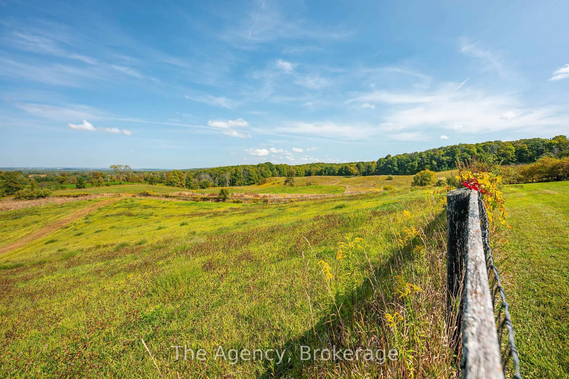 Photo 17 of 5150 17 Side Road, King, Schomberg — HOMEH