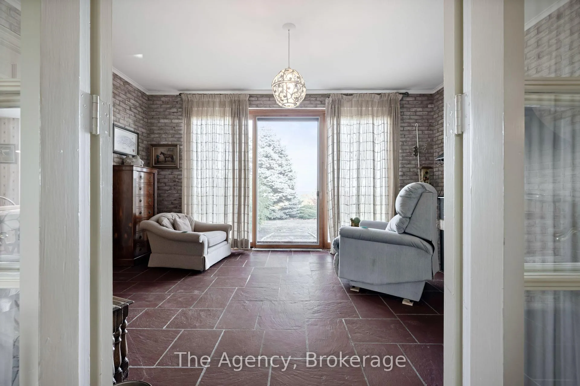 Photo 23 of 5150 17 Side Road, King, Schomberg — HOMEH