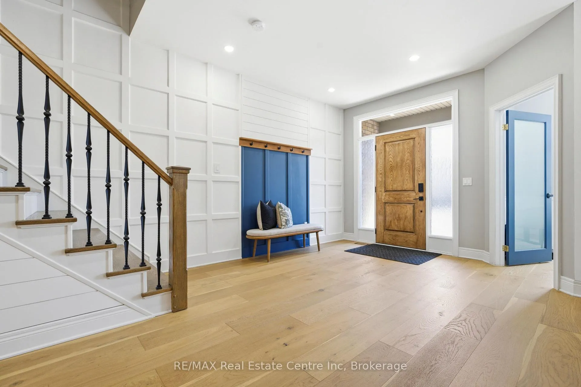 Photo 6 of 102 Kortright Road E, Guelph, Kortright East — HOMEH