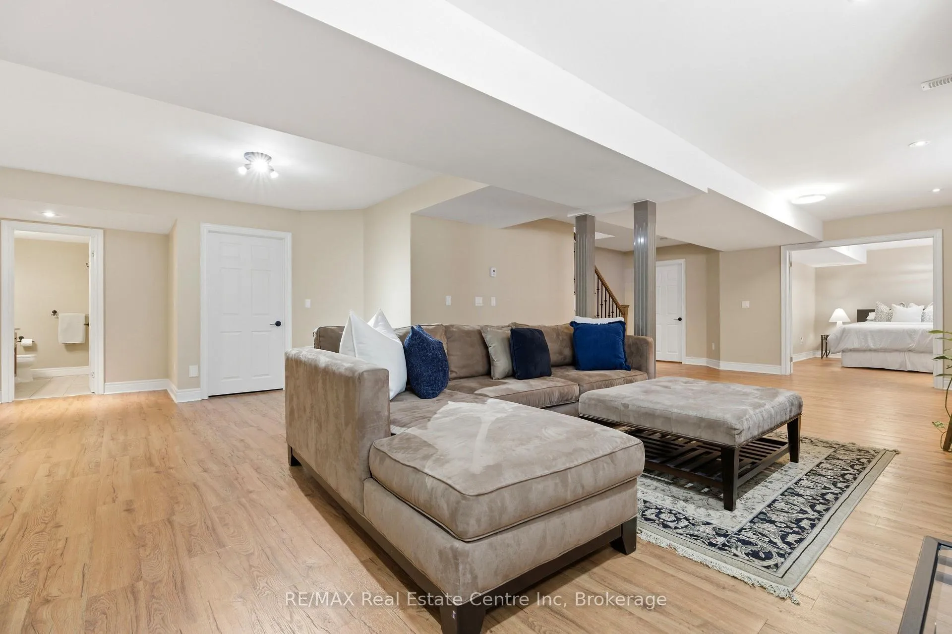Photo 37 of 102 Kortright Road E, Guelph, Kortright East — HOMEH