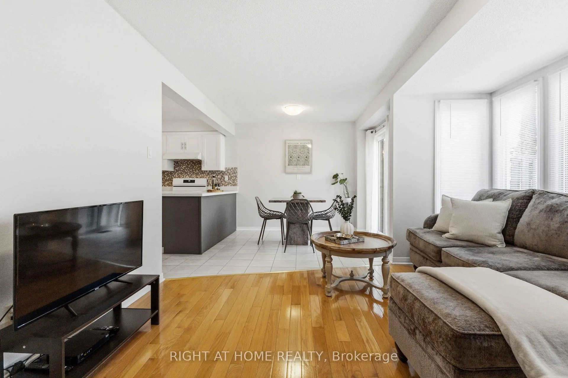 Photo 17 of 39 Davies Crescent, Whitby, Pringle Creek — HOMEH