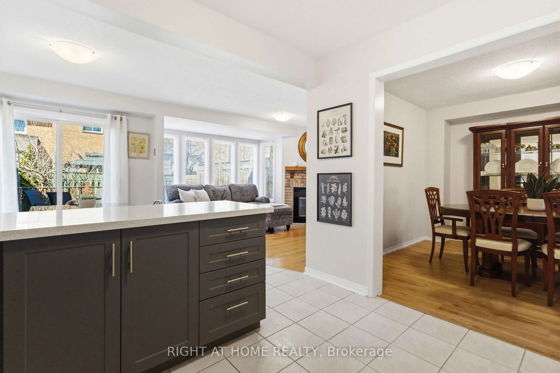 Photo 18 of 39 Davies Crescent, Whitby, Pringle Creek — HOMEH