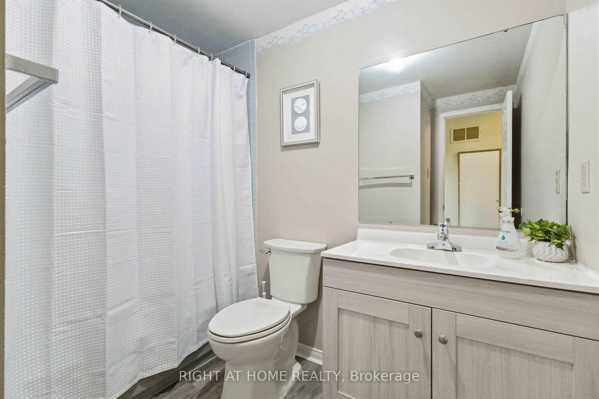 Photo 22 of 39 Davies Crescent, Whitby, Pringle Creek — HOMEH