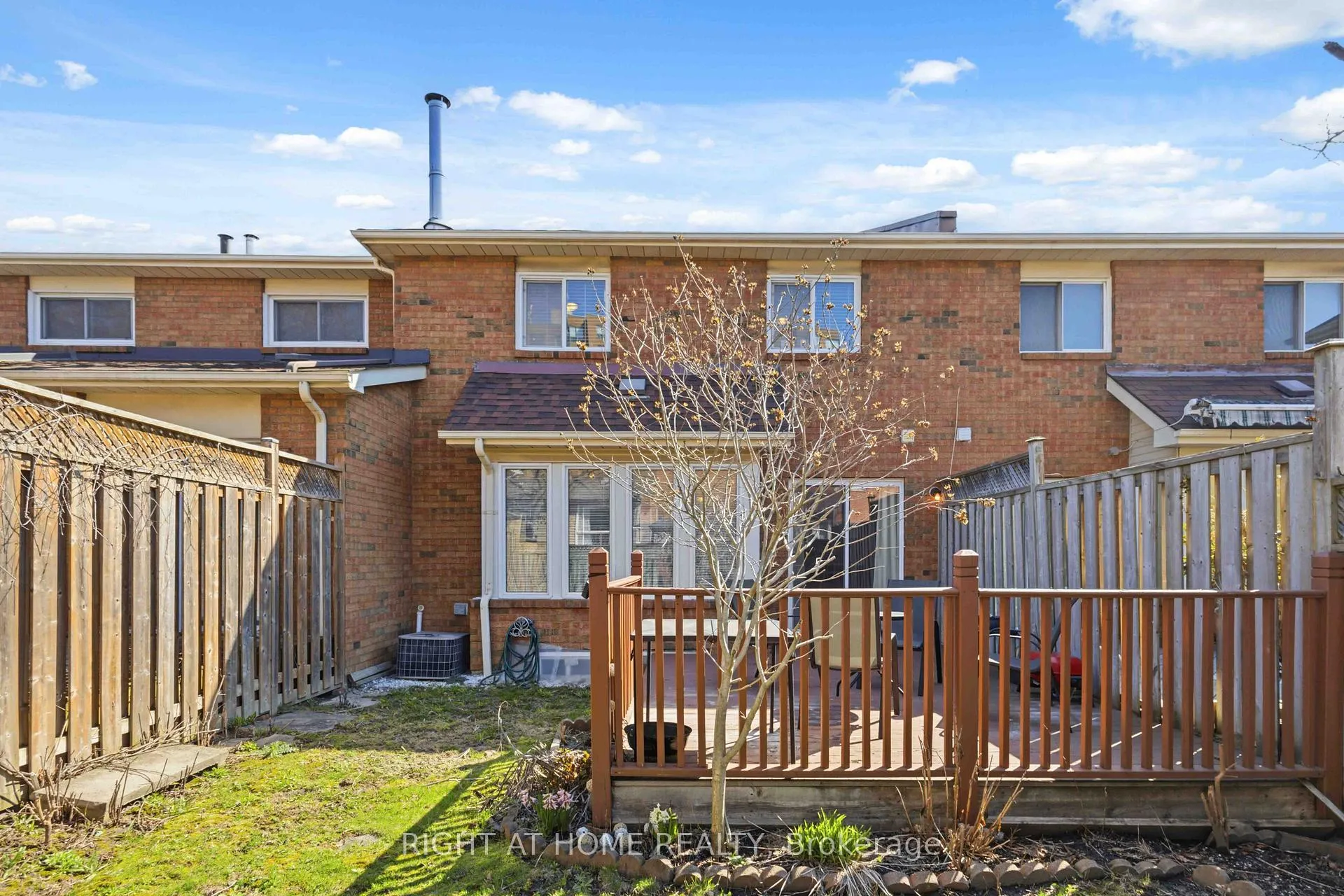 Photo 29 of 39 Davies Crescent, Whitby, Pringle Creek — HOMEH