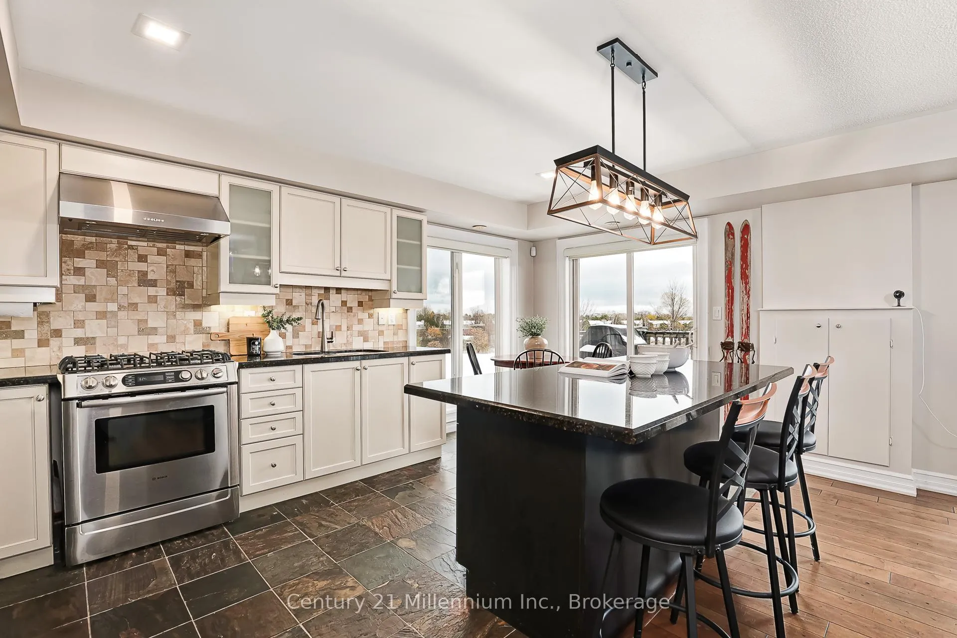 Photo 11 of Unit 201, 6 Joseph Trail, Collingwood — HOMEH