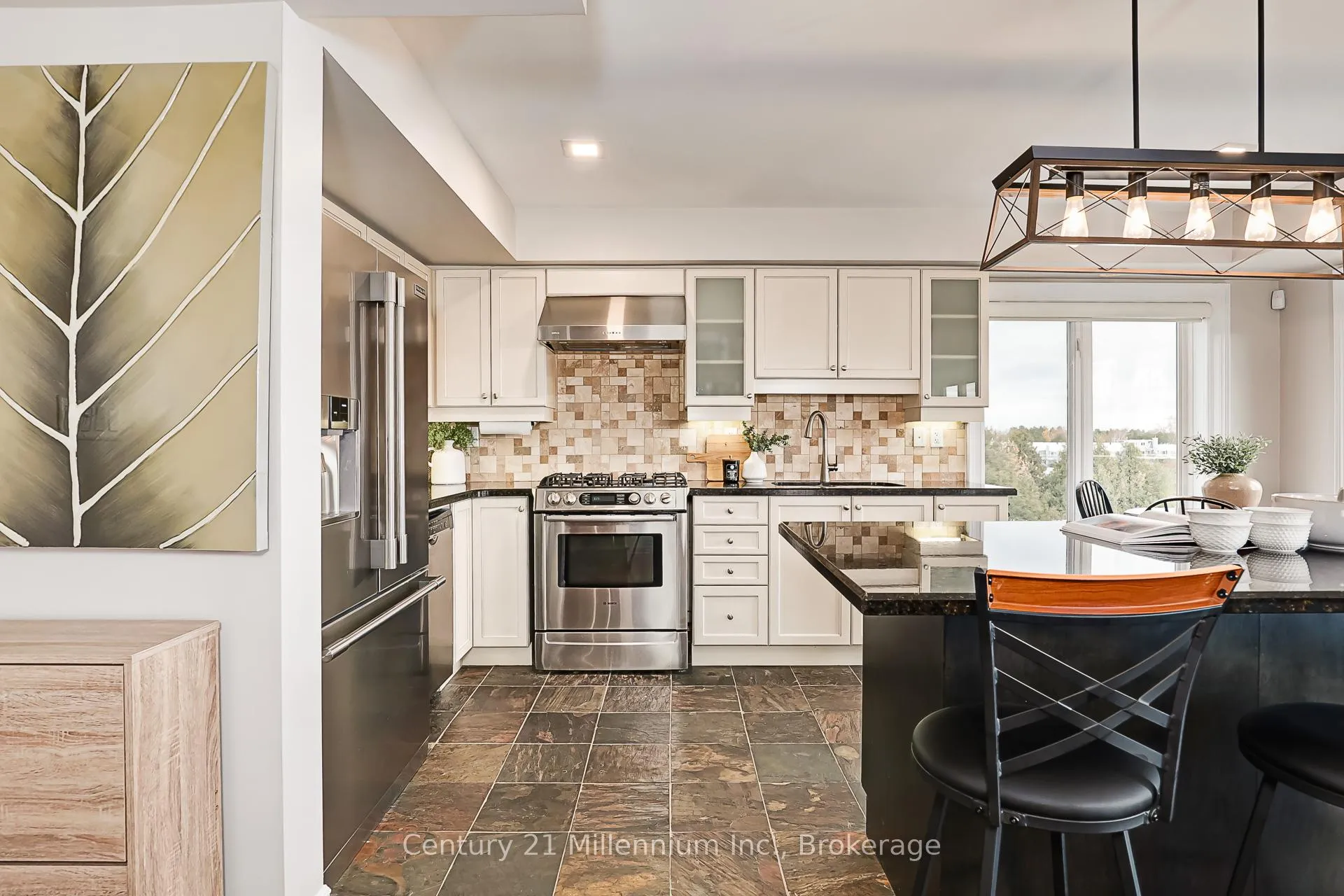 Photo 12 of Unit 201, 6 Joseph Trail, Collingwood — HOMEH