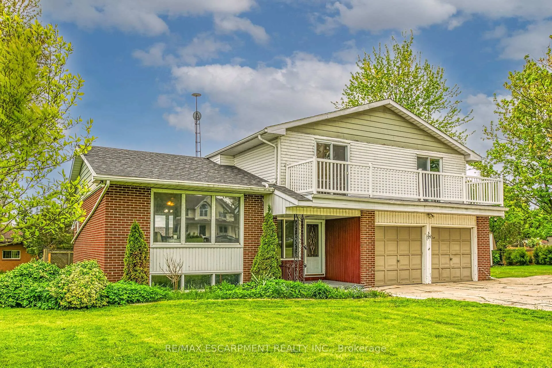 Photo 45 of 42 Nelles Street E, Haldimand — HOMEH