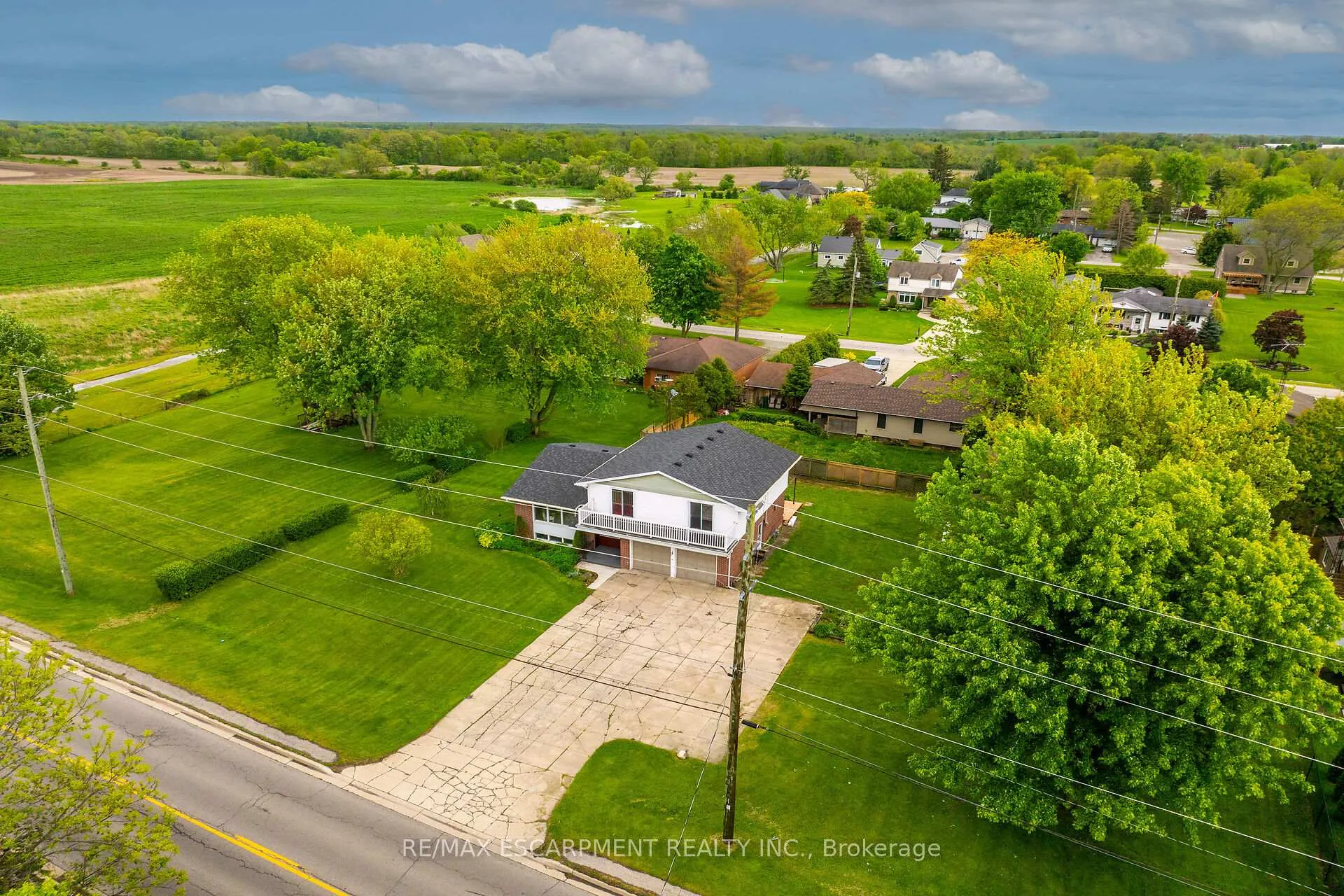 Photo 47 of 42 Nelles Street E, Haldimand — HOMEH
