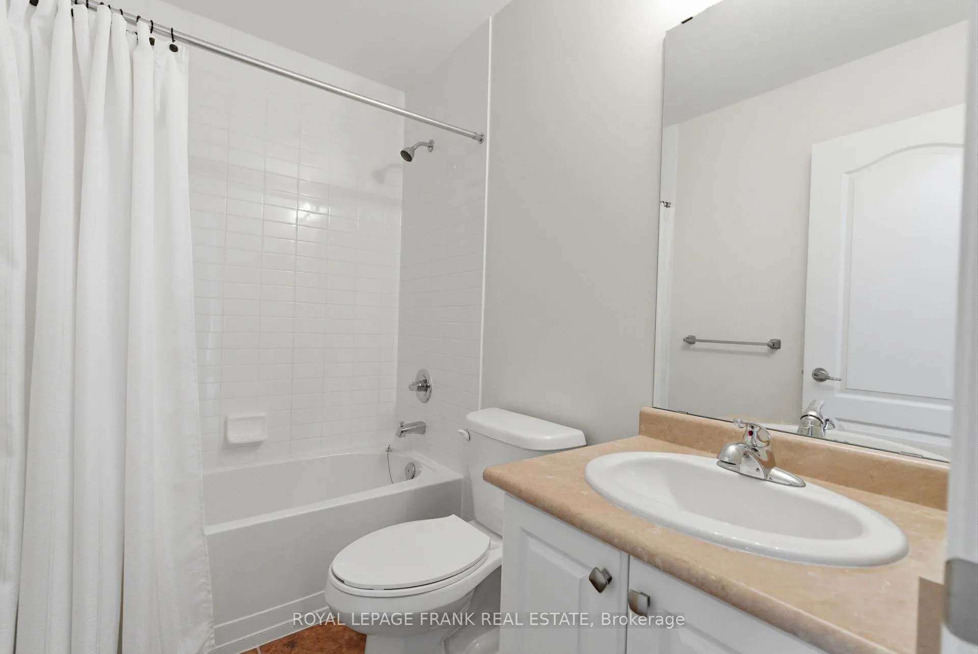 Photo 8 of 721 Henderson Drive, Cobourg — HOMEH