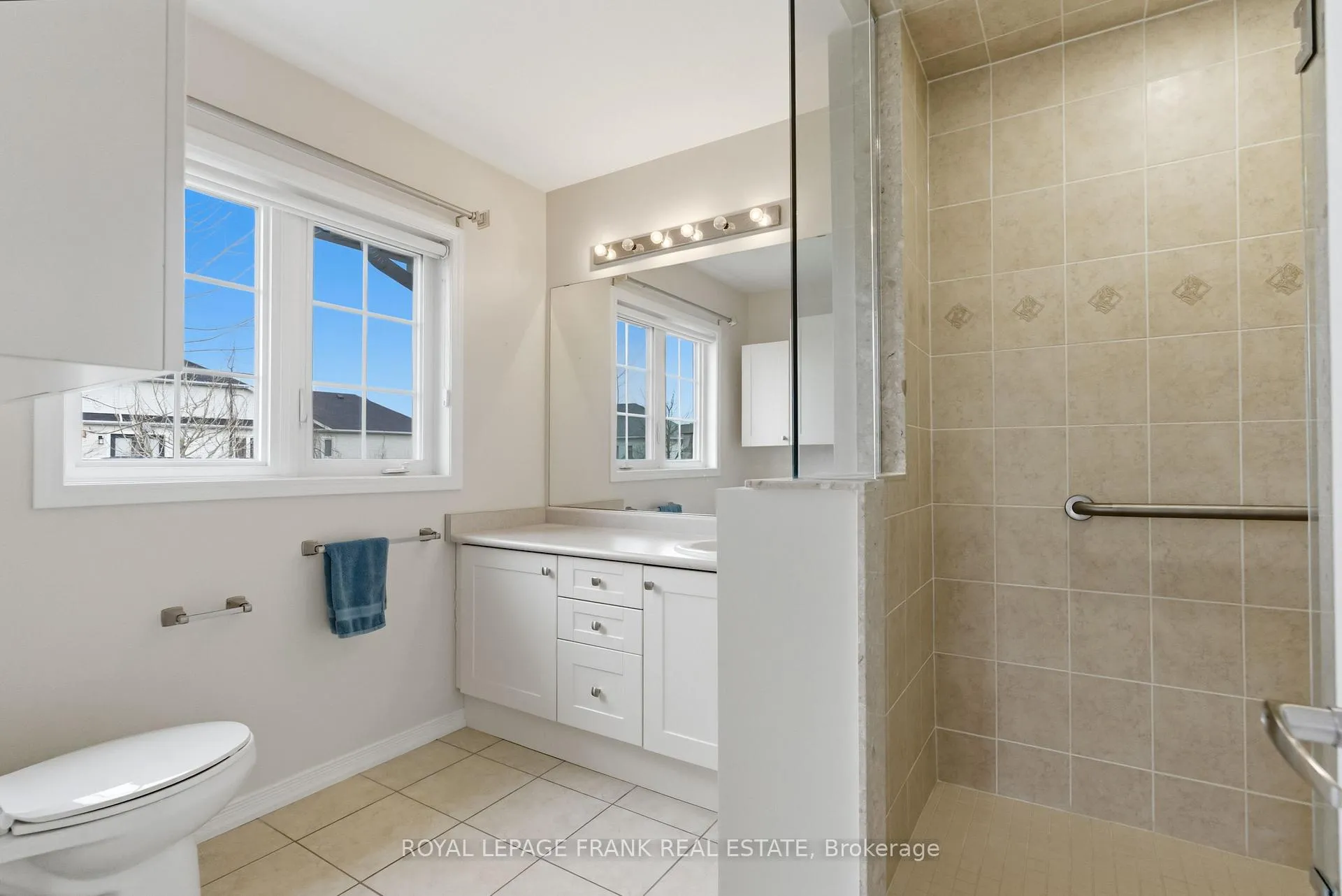 Photo 10 of 721 Henderson Drive, Cobourg — HOMEH
