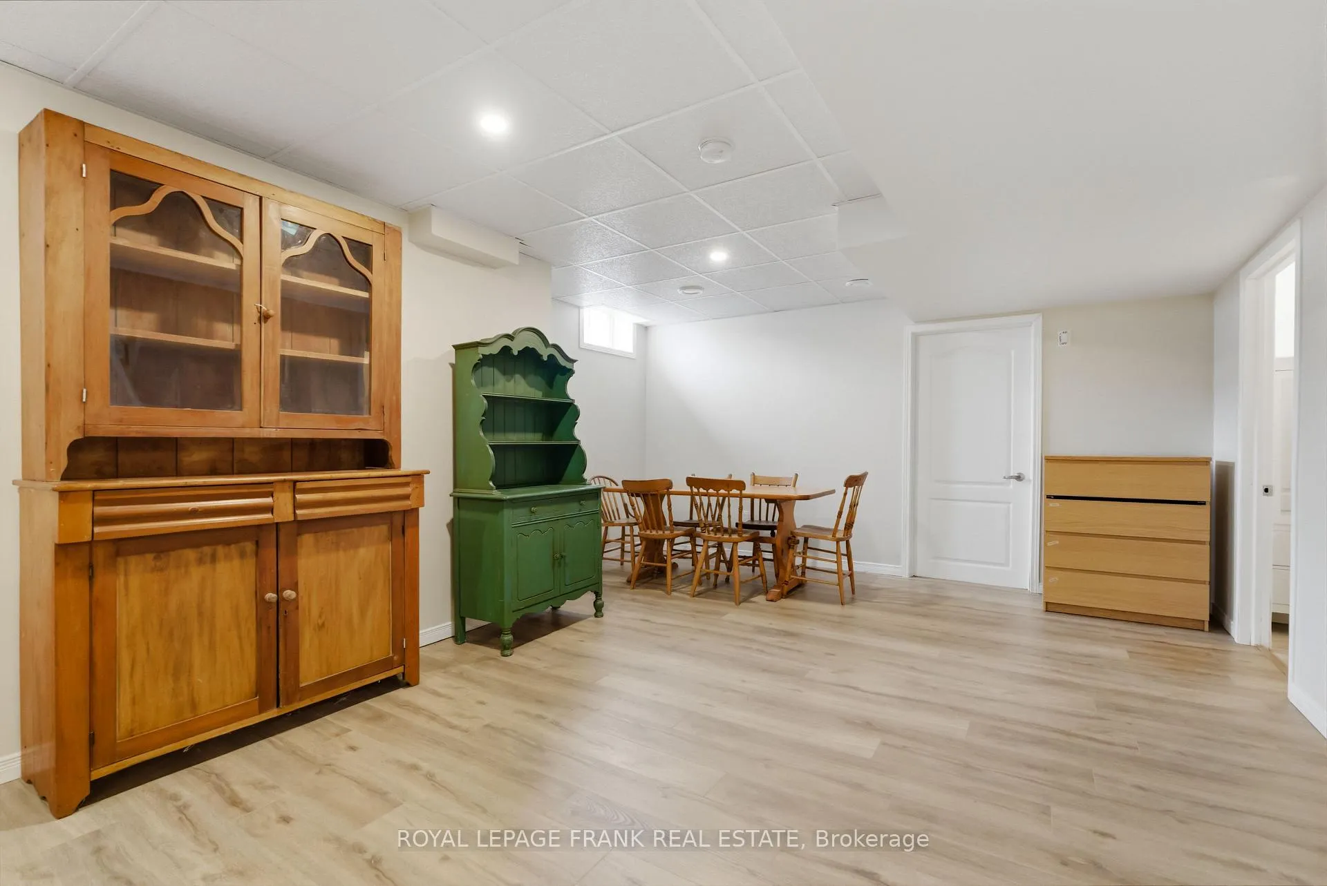 Photo 12 of 721 Henderson Drive, Cobourg — HOMEH
