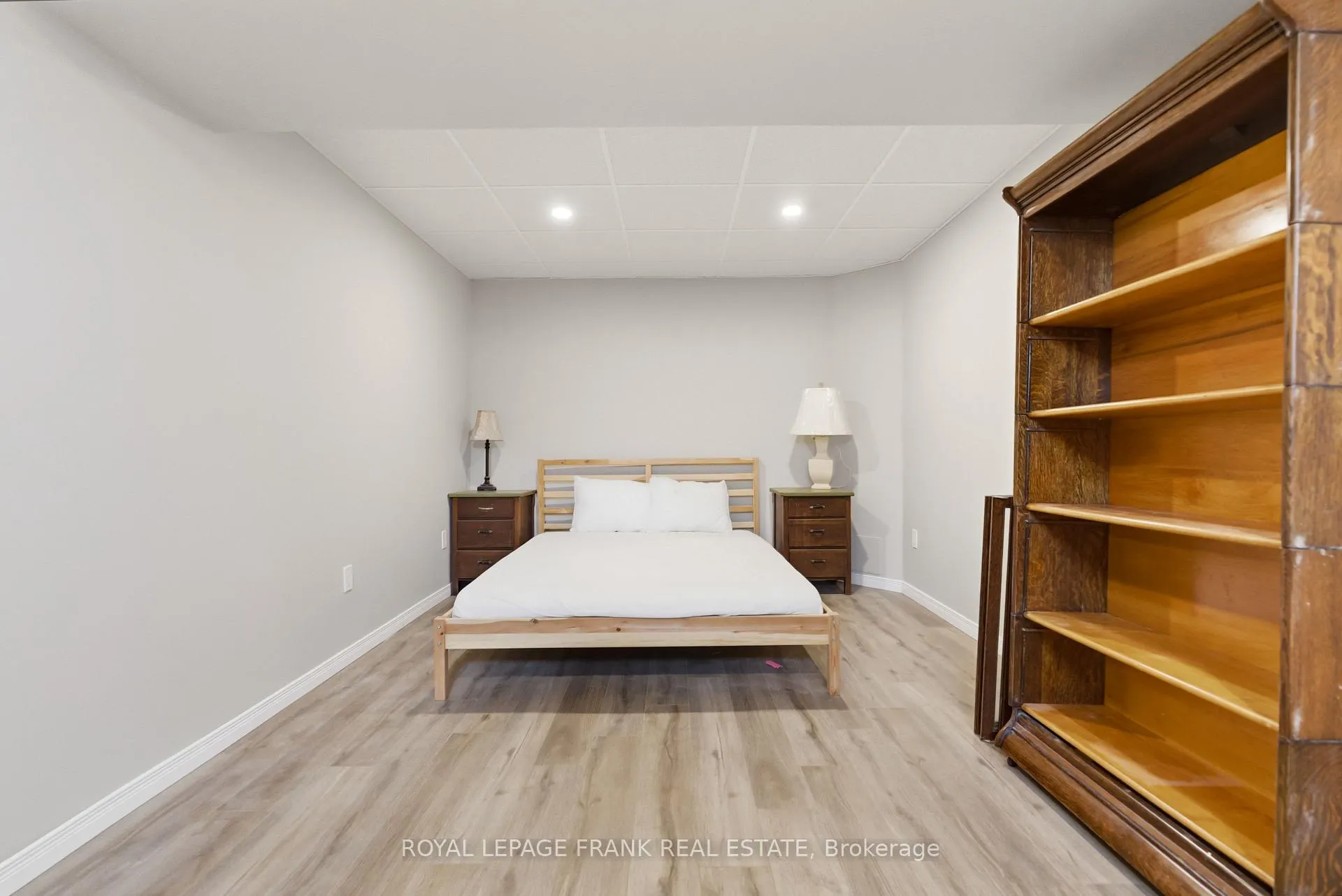 Photo 13 of 721 Henderson Drive, Cobourg — HOMEH