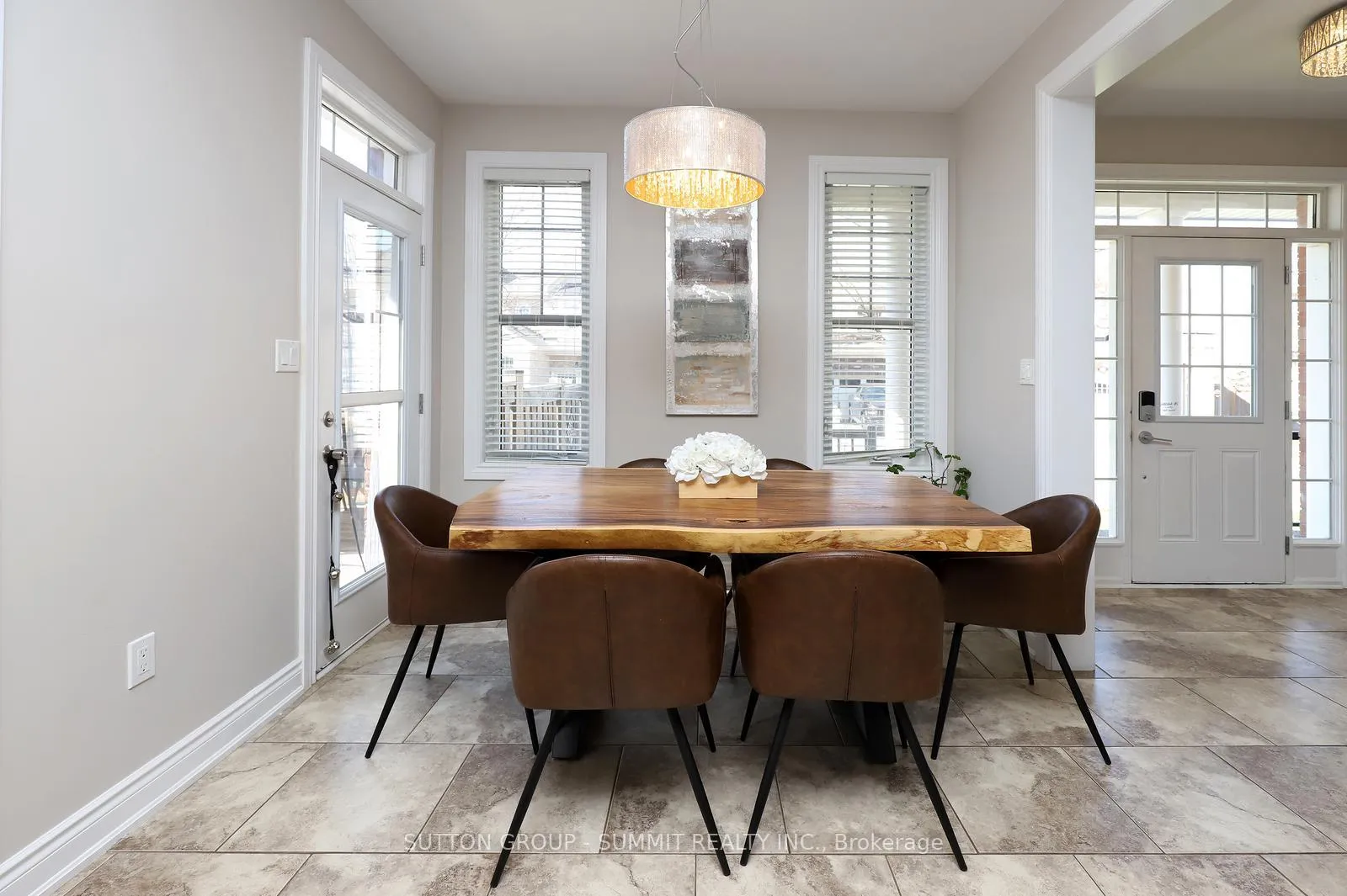 Photo 7 of 378 Blinco Terrace, Milton, Clarke — HOMEH