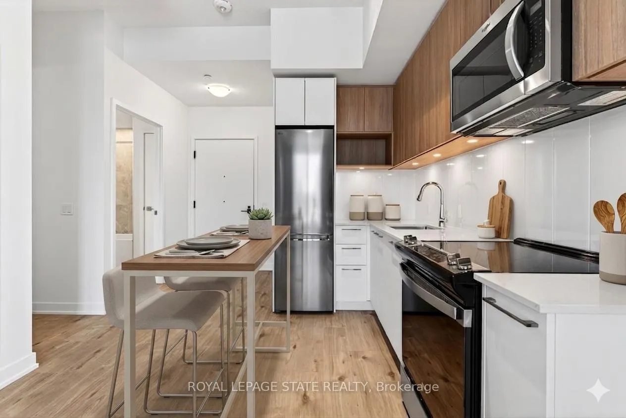 Photo 4 of Unit 207, 500 Plains Road E, Burlington, LaSalle — HOMEH