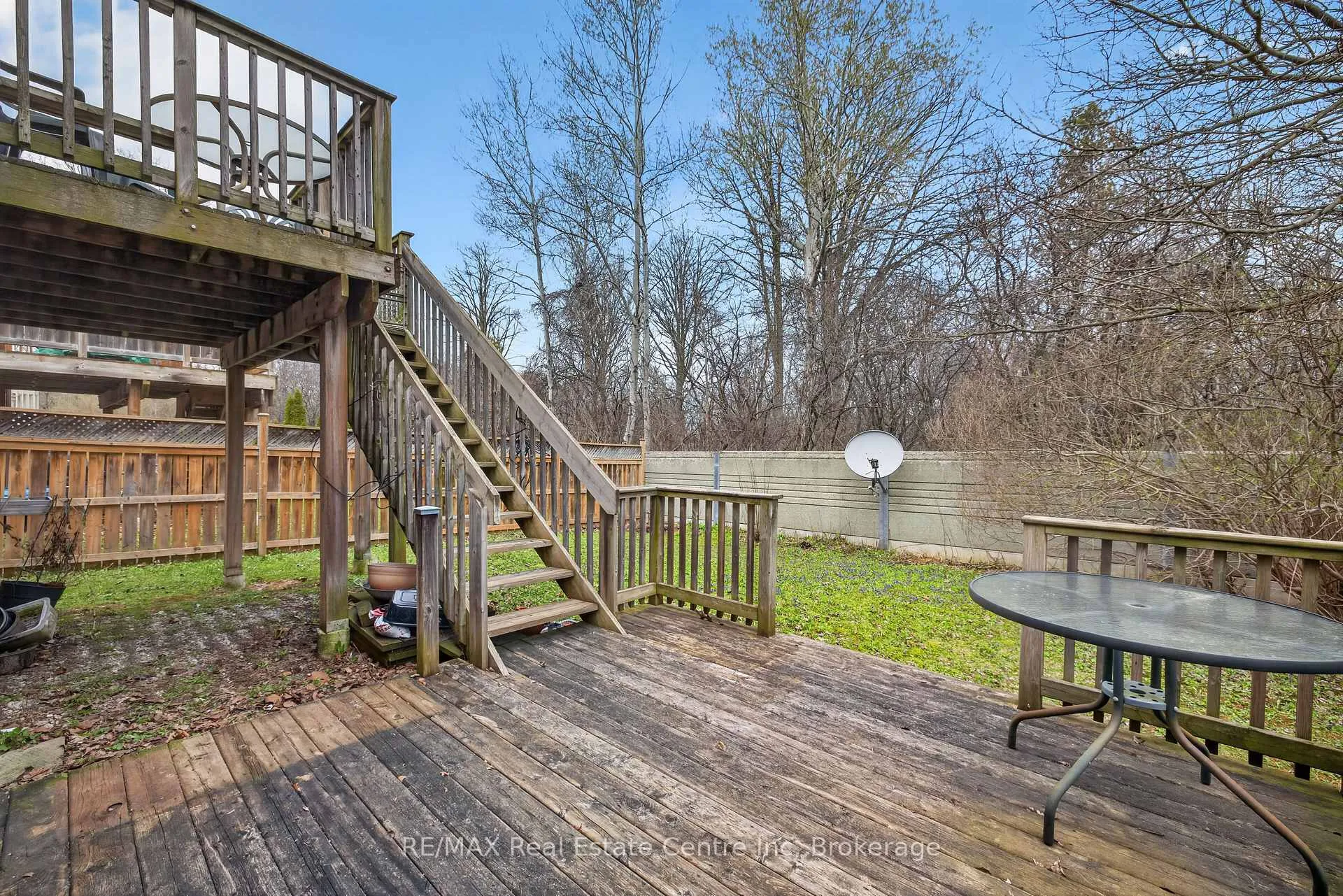 Photo 6 of 29 Milson Crescent, Guelph, Kortright Hills — HOMEH