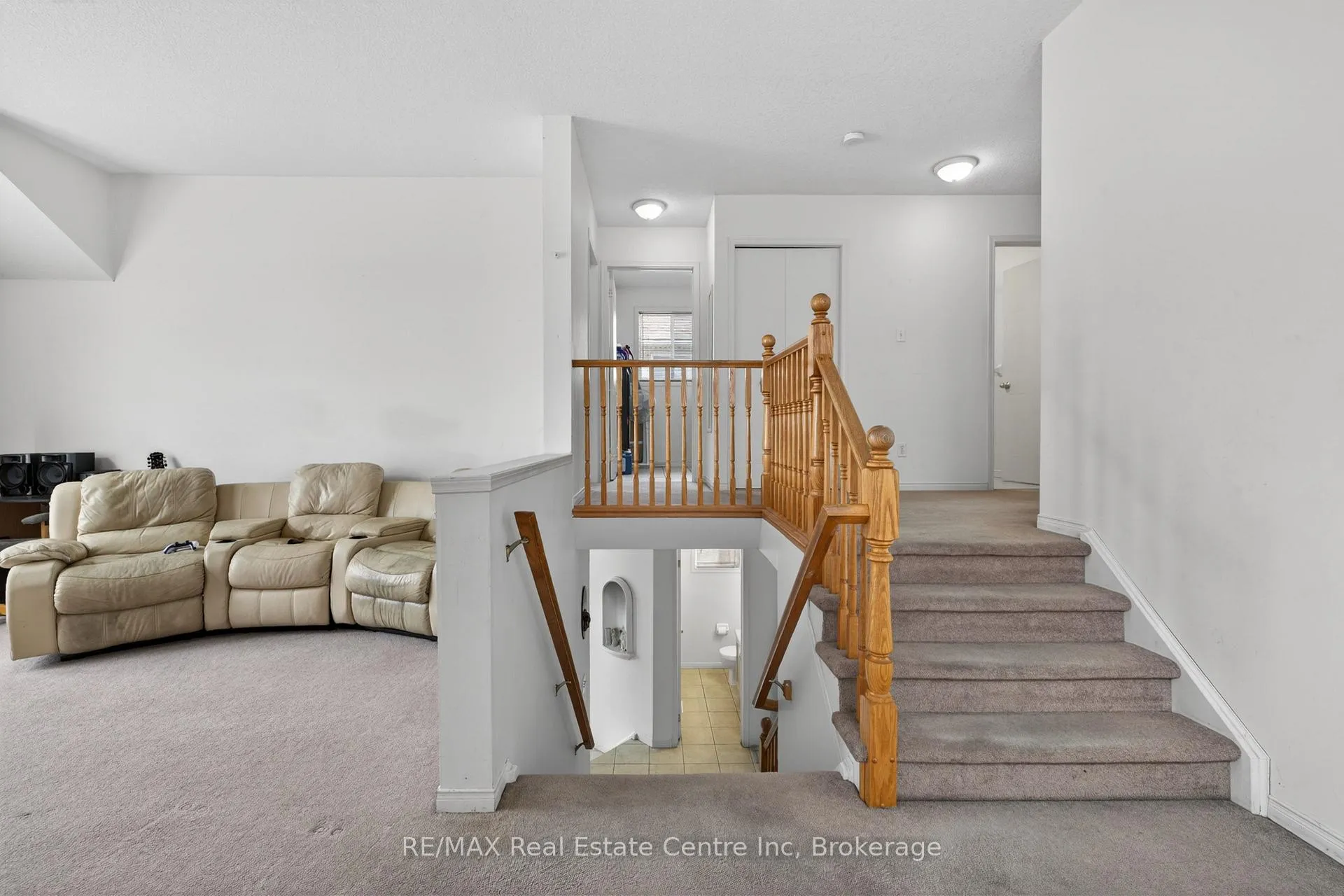 Photo 29 of 29 Milson Crescent, Guelph, Kortright Hills — HOMEH